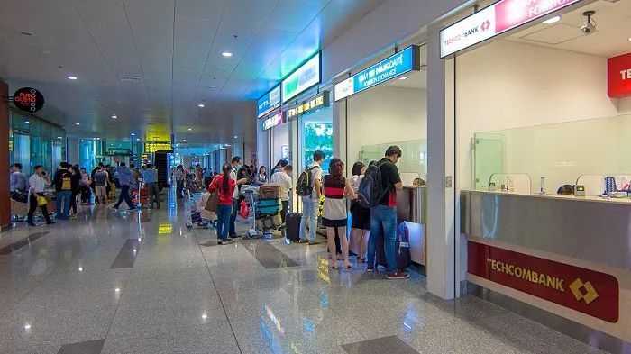 Đổi tiền Man Nhật sang tiền Việt tại sân bay